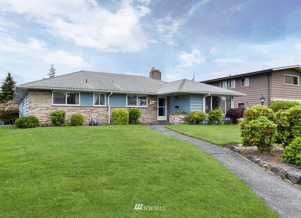 1448 Shirley Street - Photo 1