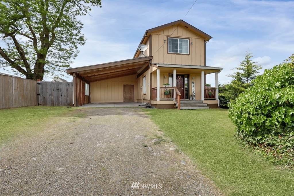 203 4th Street - Photo 1