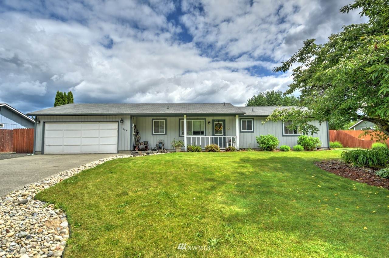3834 Oxford Loop - Photo 1