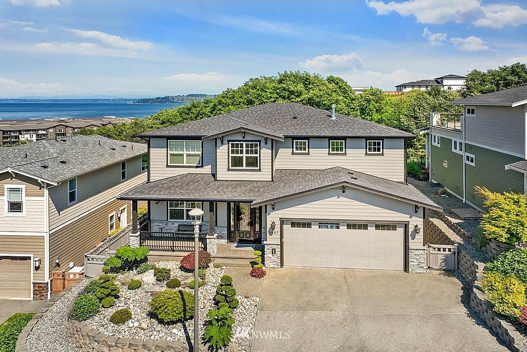 5007 Villard Street - Photo 1