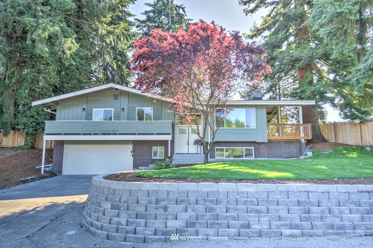 3203 Long Lake Drive - Photo 1