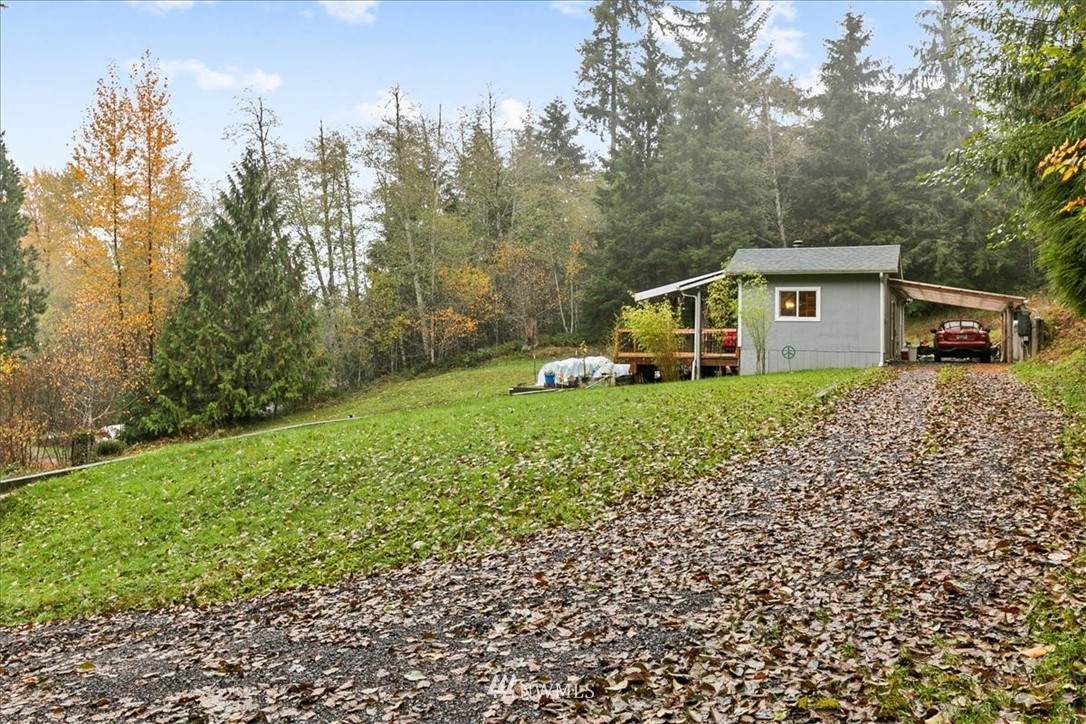 60 Puyallup Drive - Photo 1