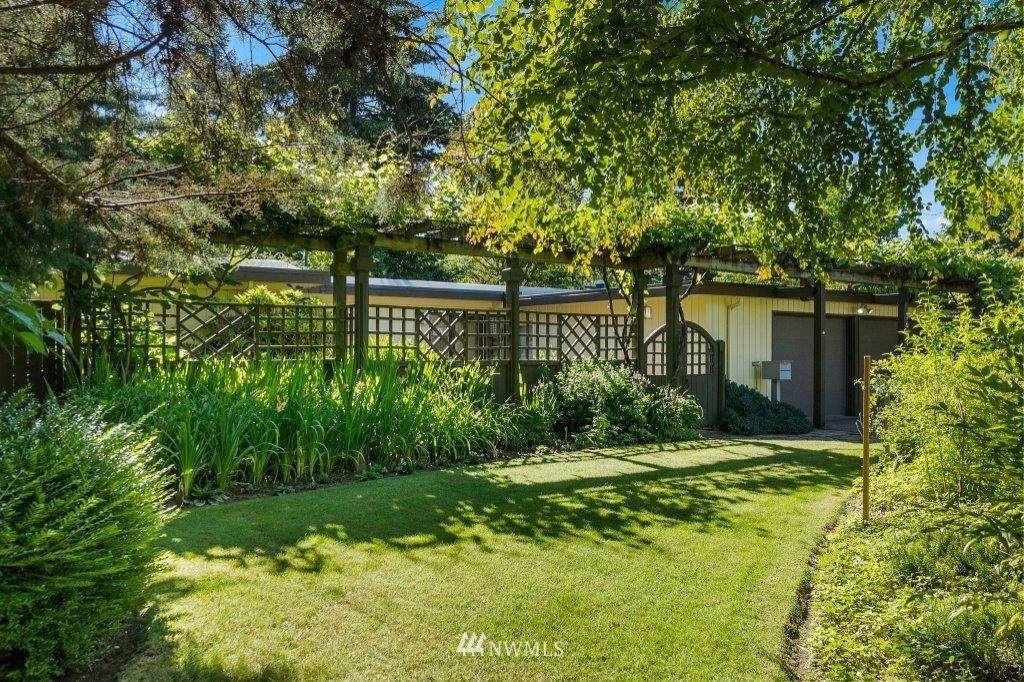 3604 Mccormick Street - Photo 1