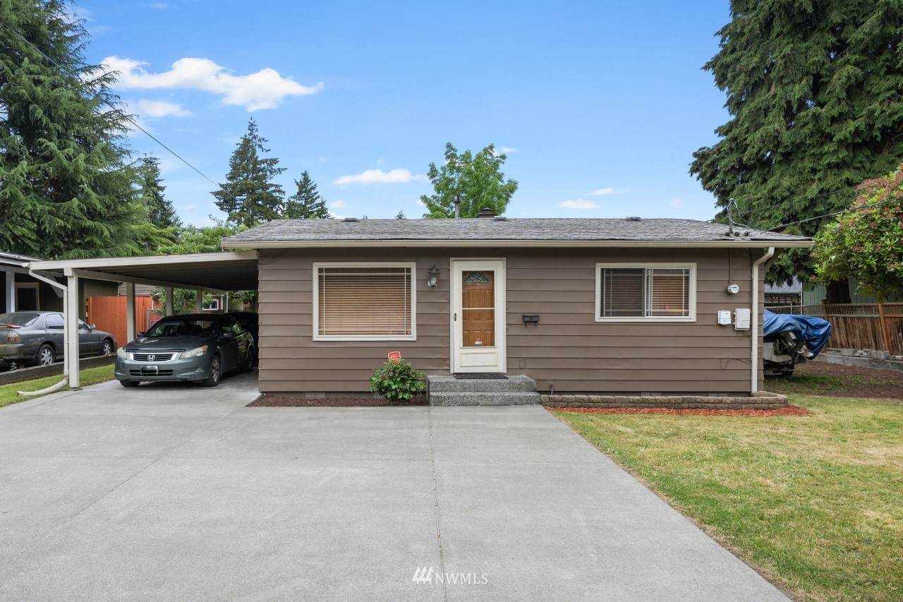 717 128th Street - Photo 1