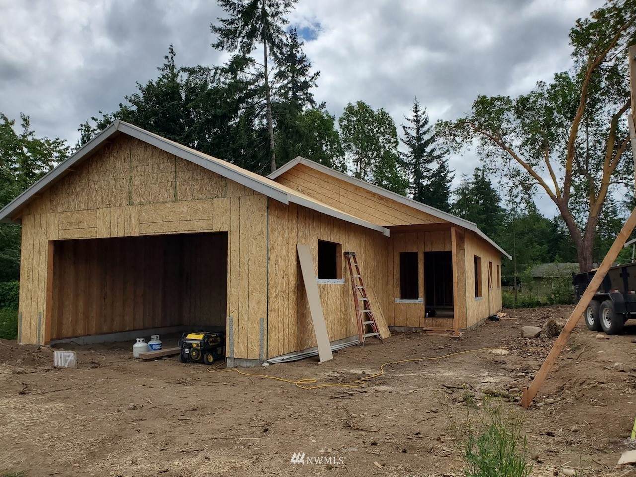 1127 Ellinor Avenue - Photo 1