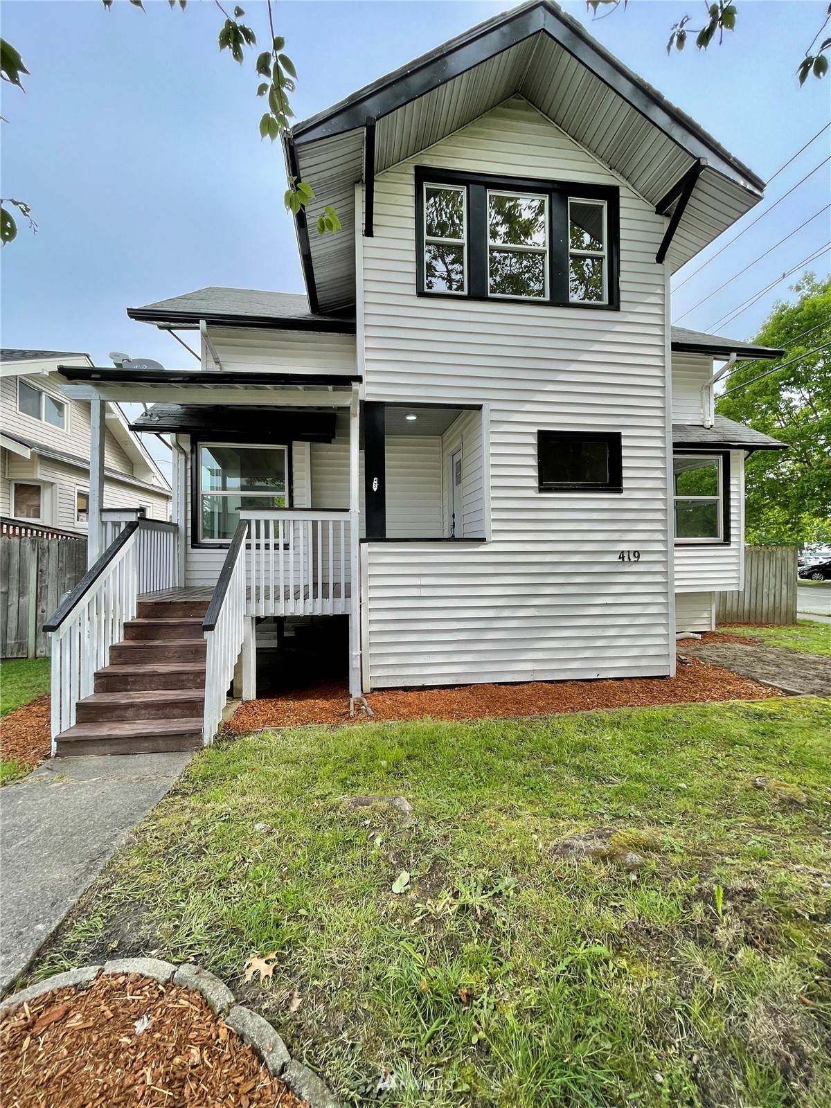 419 1st Street - Photo 1