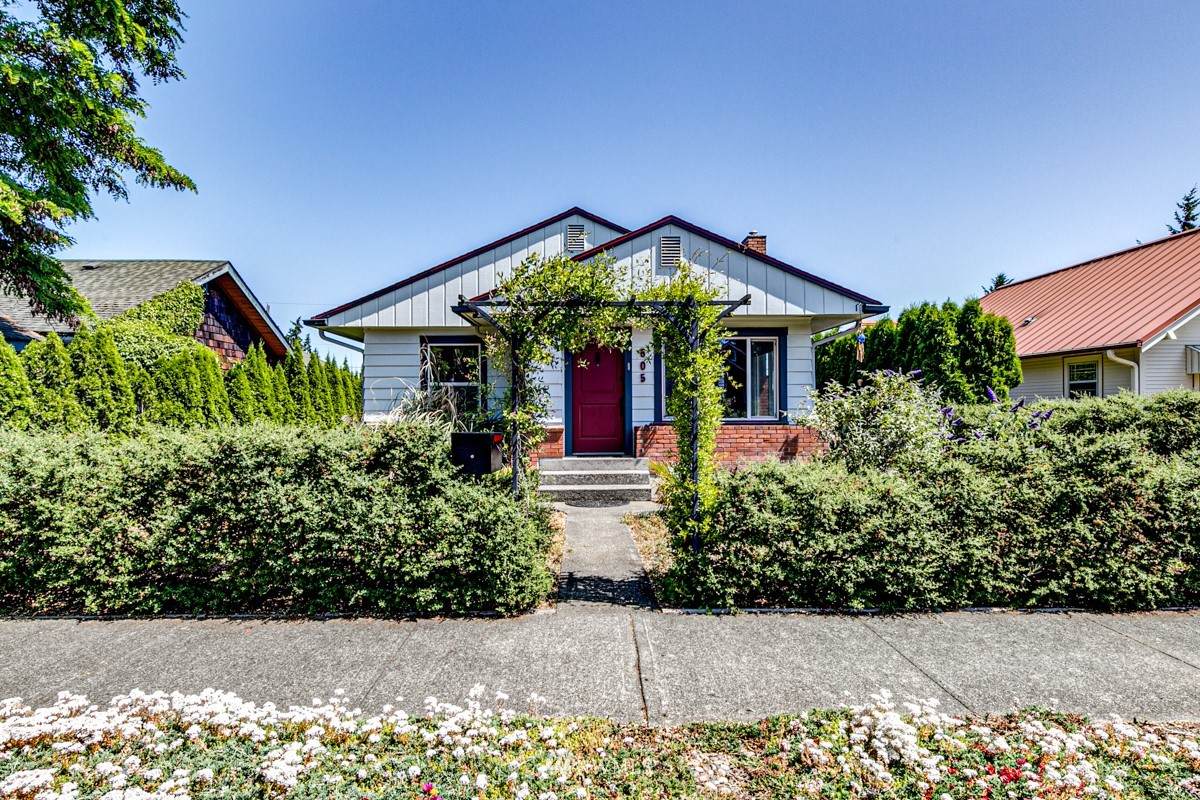 605 11th Street - Photo 1