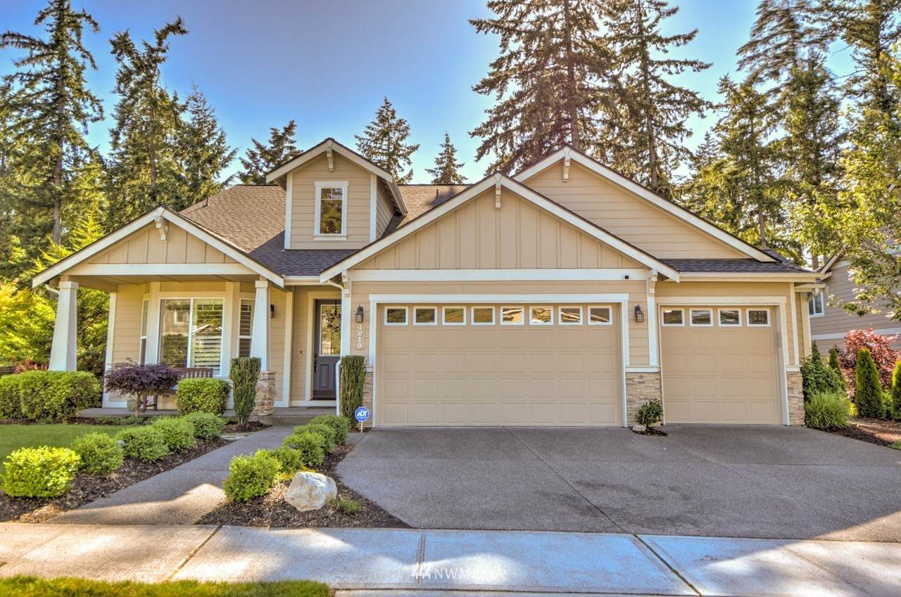 4219 Bogey Drive - Photo 1
