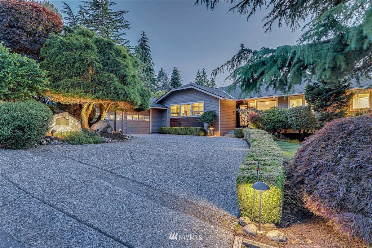 13917 42nd Street - Photo 1