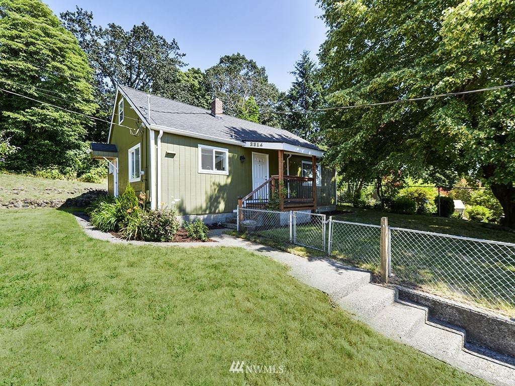 2314 50th Street - Photo 1