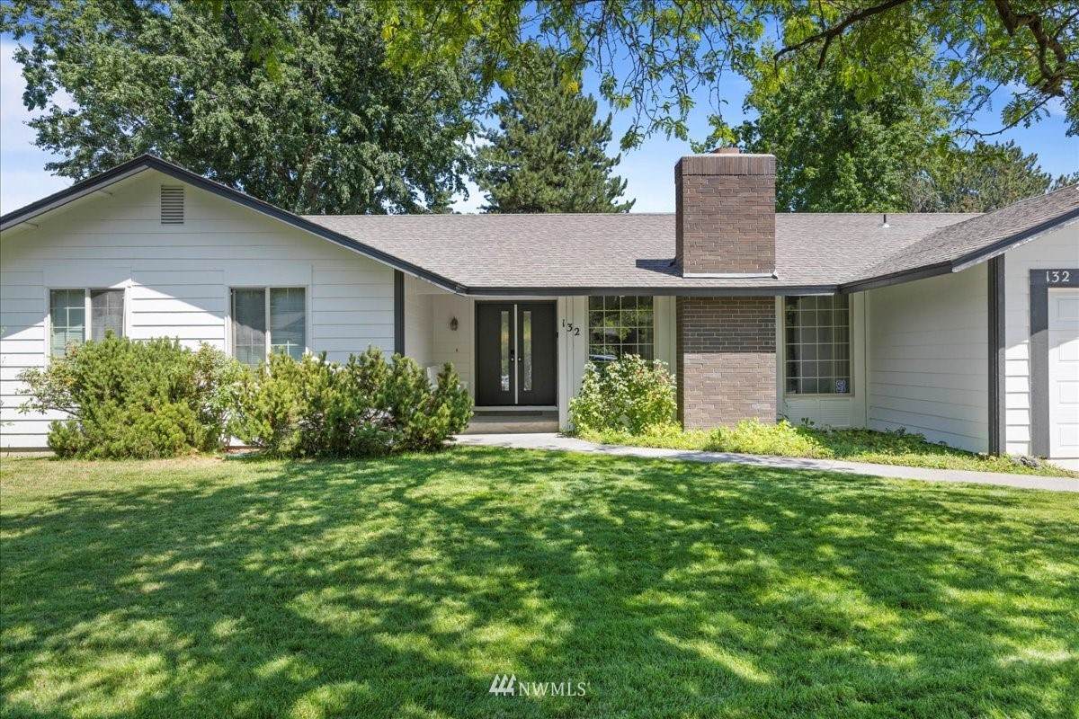 132 Sherman Street - Photo 1