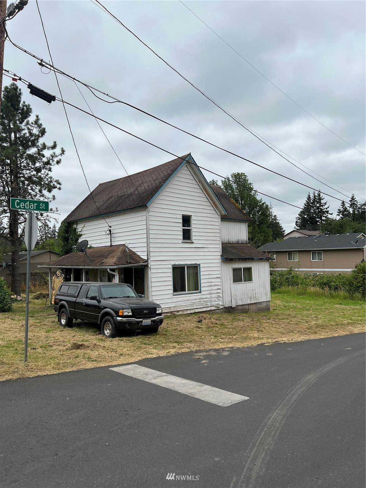 305 10th - Photo 1