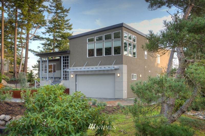 740 Tillamuk - Photo 1