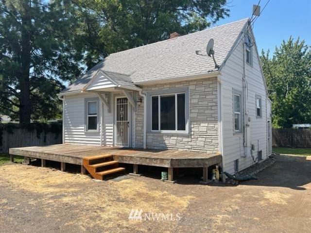 605 Whitman Drive - Photo 1