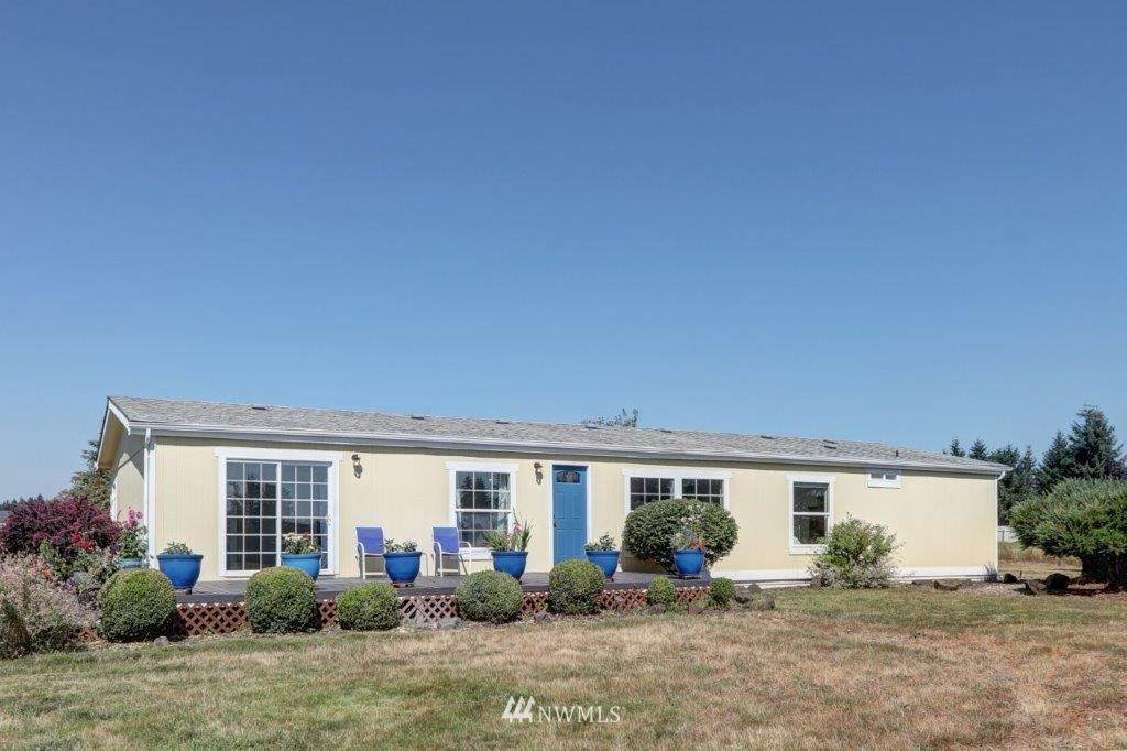 7138 183rd Avenue - Photo 1