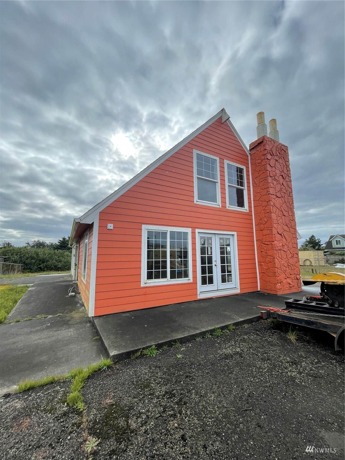 598 Point Brown Avenue - Photo 1