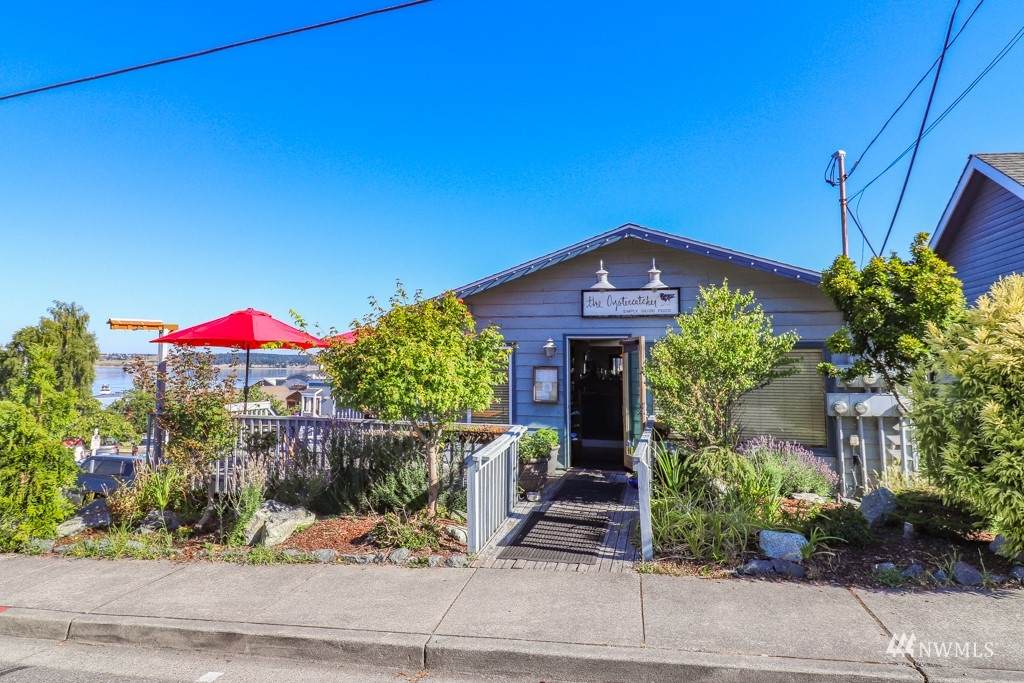 901 Grace Street - Photo 1