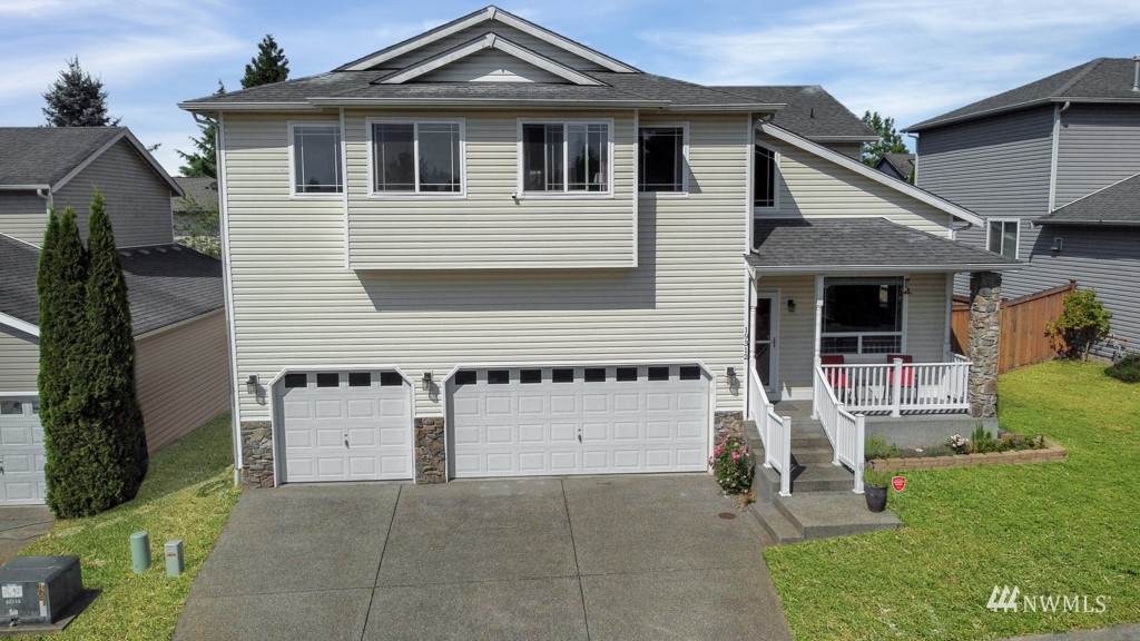 19312 74th Avenue - Photo 1