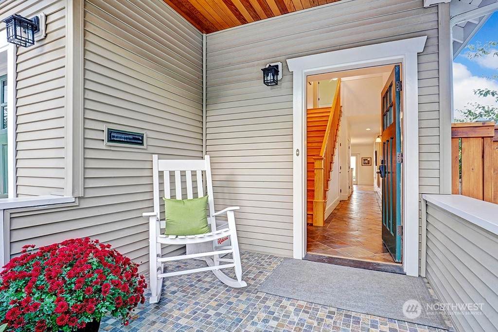 420 24th Avenue - Photo 1