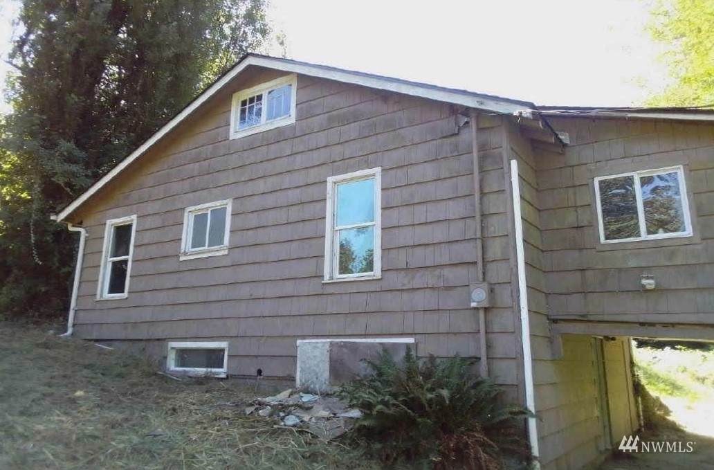 630 Clark Creek - Photo 1