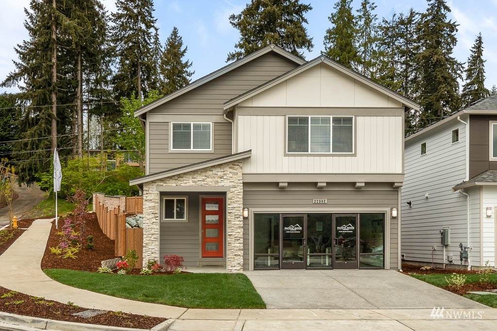 632 215th Street - Photo 1