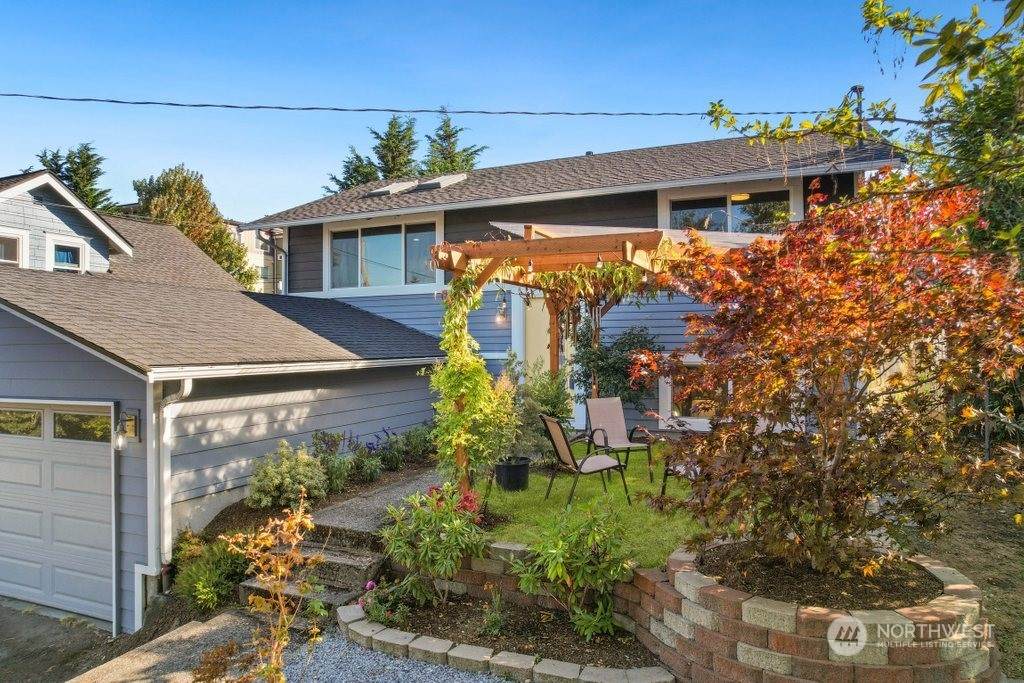 333 86th Street - Photo 1