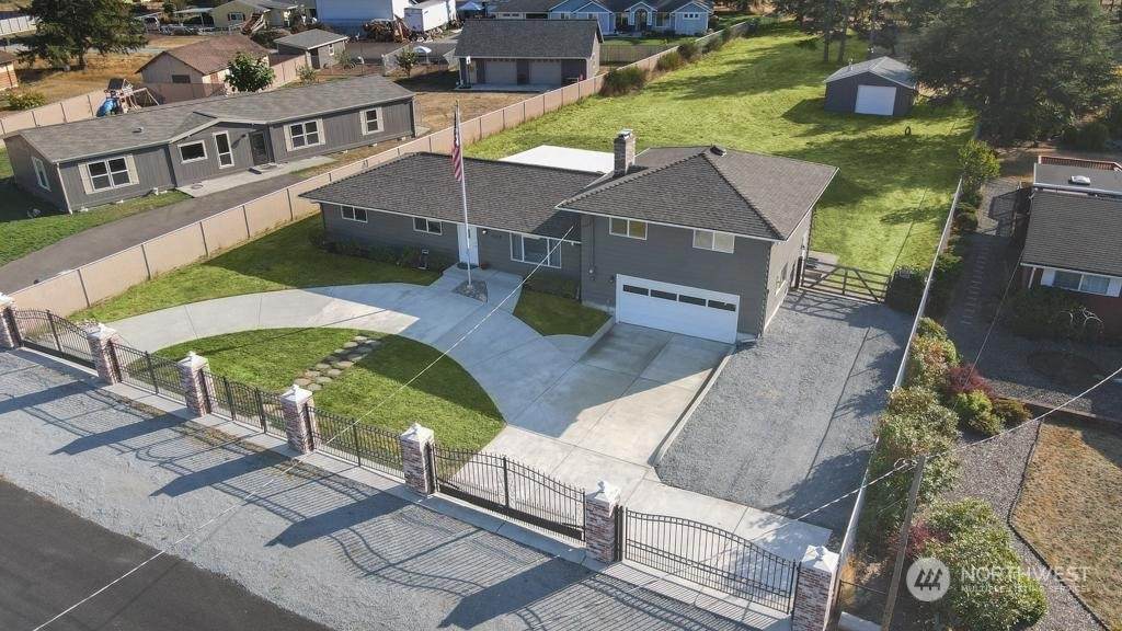 1002 Military Road - Photo 1