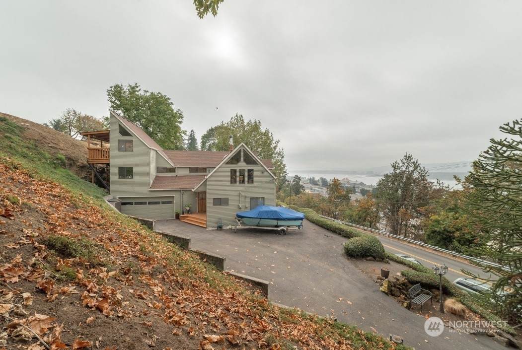 496 2nd Street - Photo 1