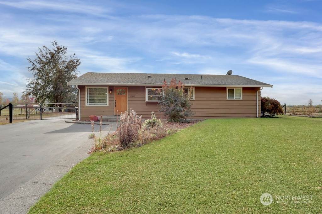 23815 448th Street - Photo 1