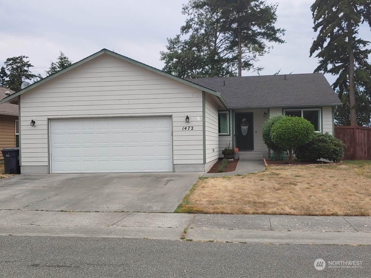 1472 Kathleen Drive - Photo 1