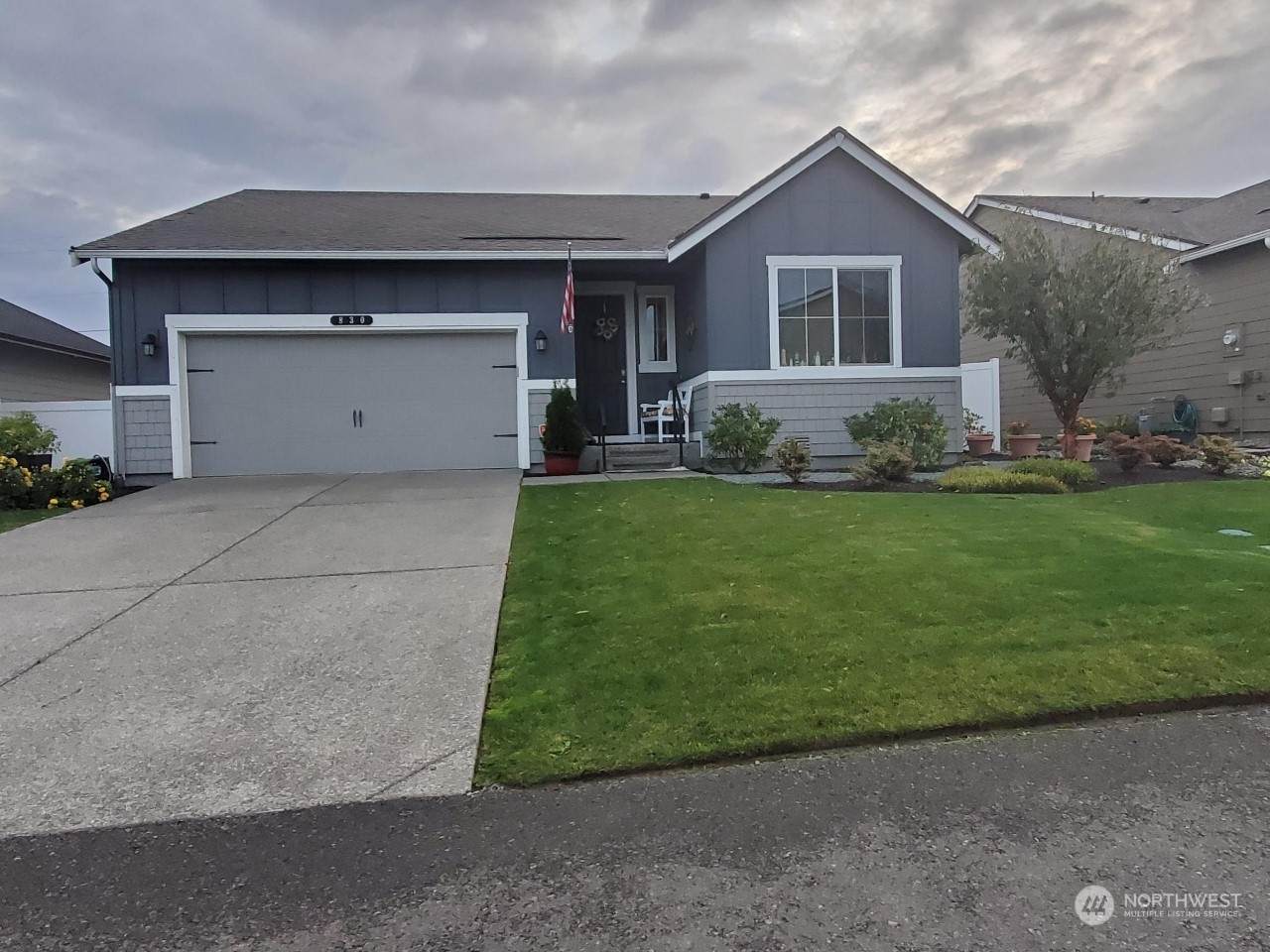 830 Maple Lane - Photo 1
