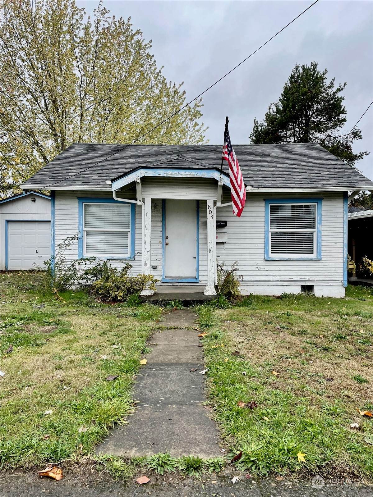 803 7th Ave - Photo 1