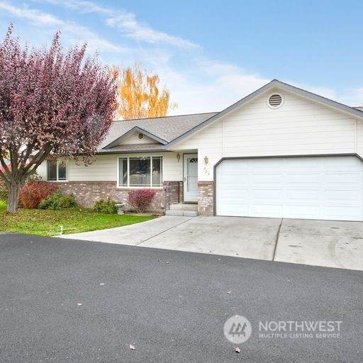 723 73RD Avenue - Photo 1