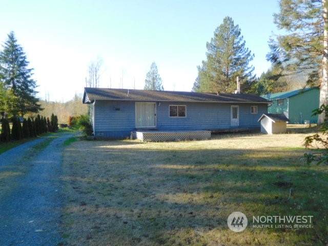 31502 365th Drive - Photo 1