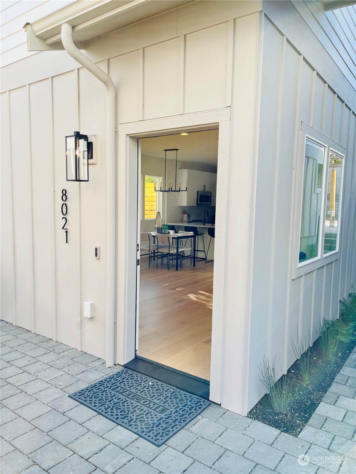 8021 17th Ave Nw - Photo 1