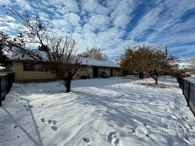 2610 Highland Drive - Photo 1