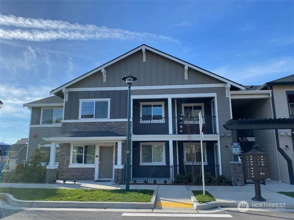 921 Westridge Way - Photo 1