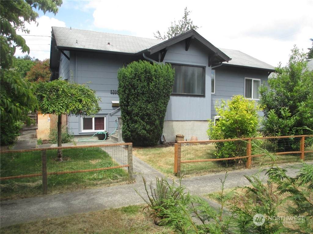 5208 A Ravenna Avenue - Photo 1