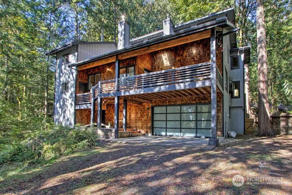 397 Pointes Drive - Photo 1
