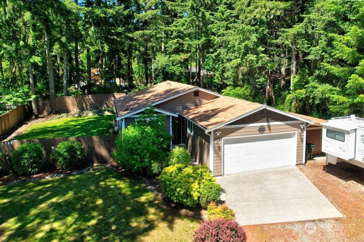 9519 134th Street Ct - Photo 1