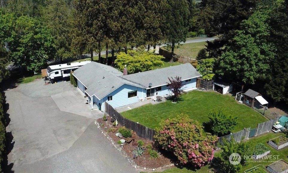 102 Spencer Road - Photo 1