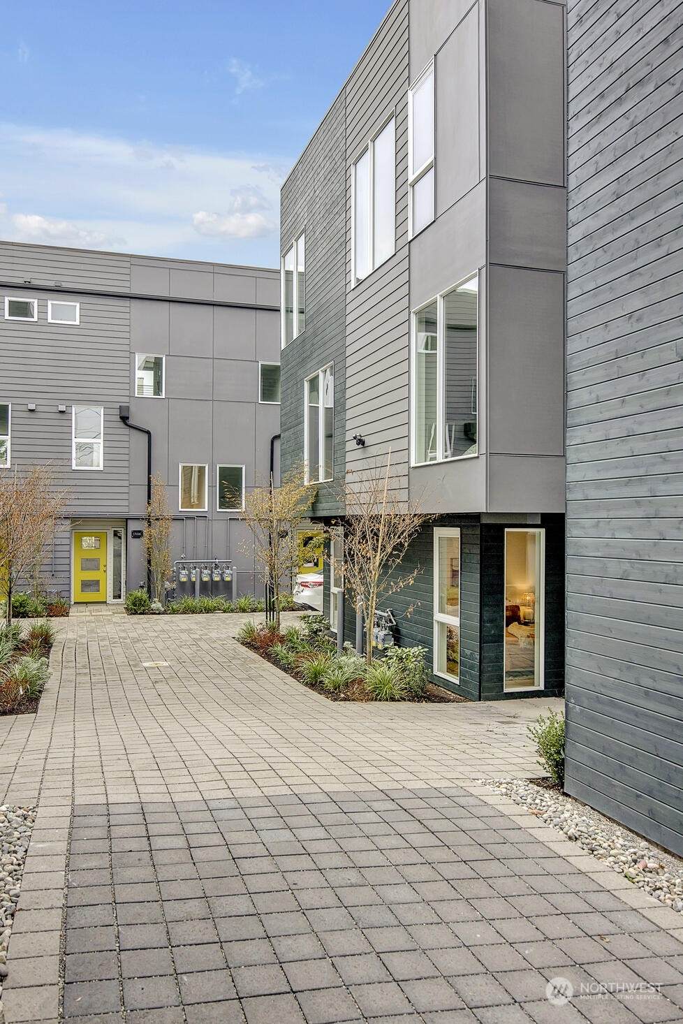 2709 Yesler Way - Photo 1