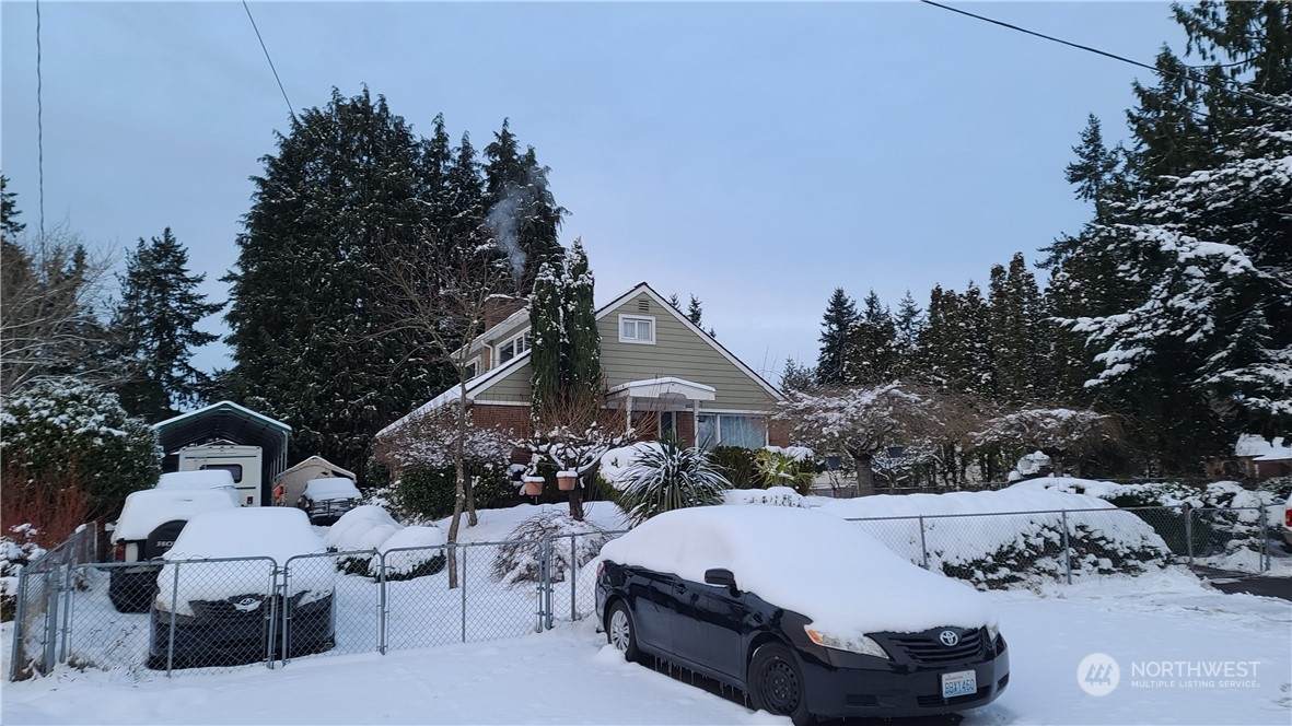 522 127th Street - Photo 1
