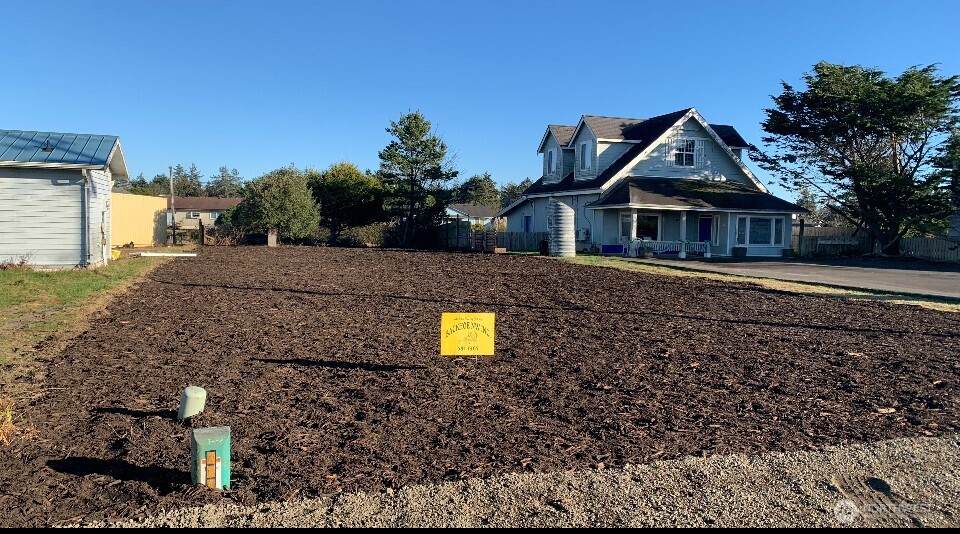 584 Point Brown Avenue - Photo 1