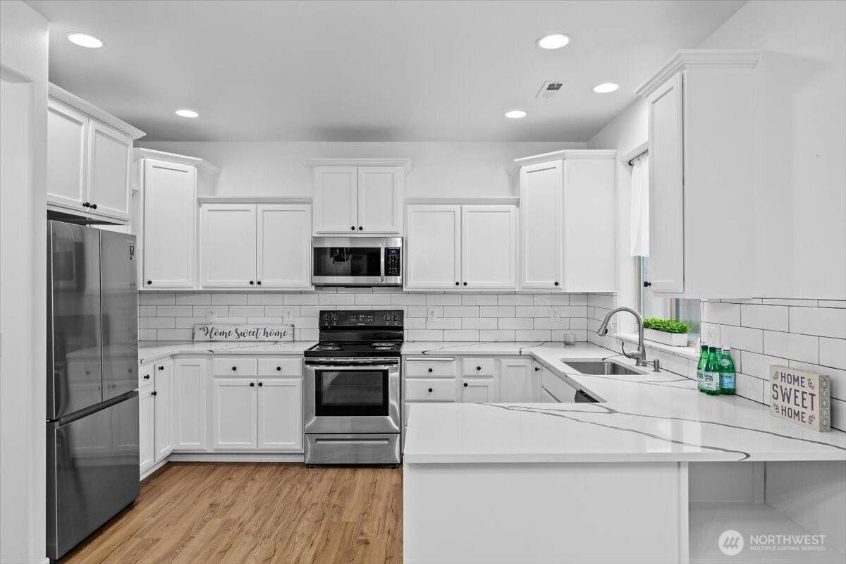 4333 Commons Drive - Photo 1