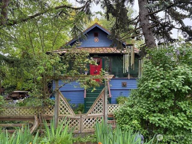 8729 Palatine Avenue - Photo 1