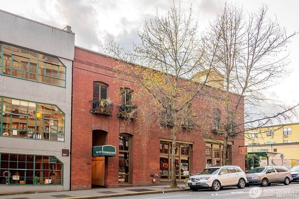 1507 Western Avenue - Photo 1