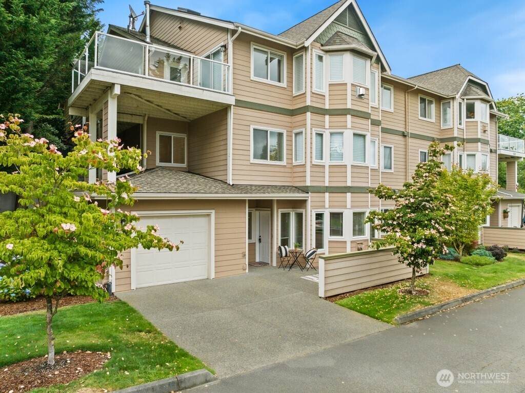 22752 43rd Court - Photo 1