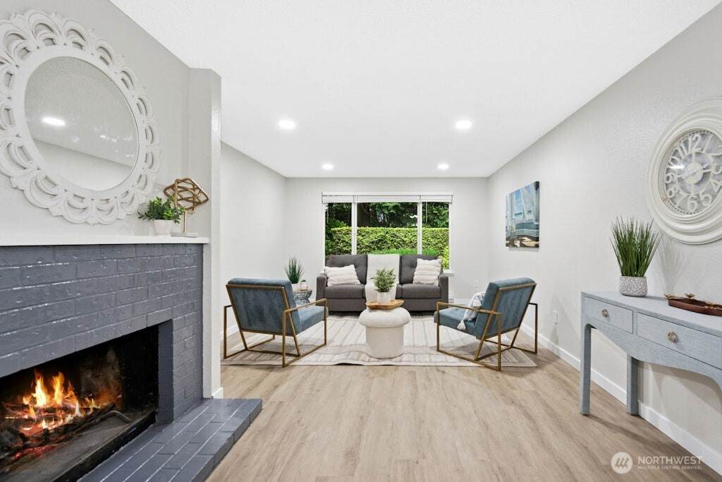 506 321st Street - Photo 1