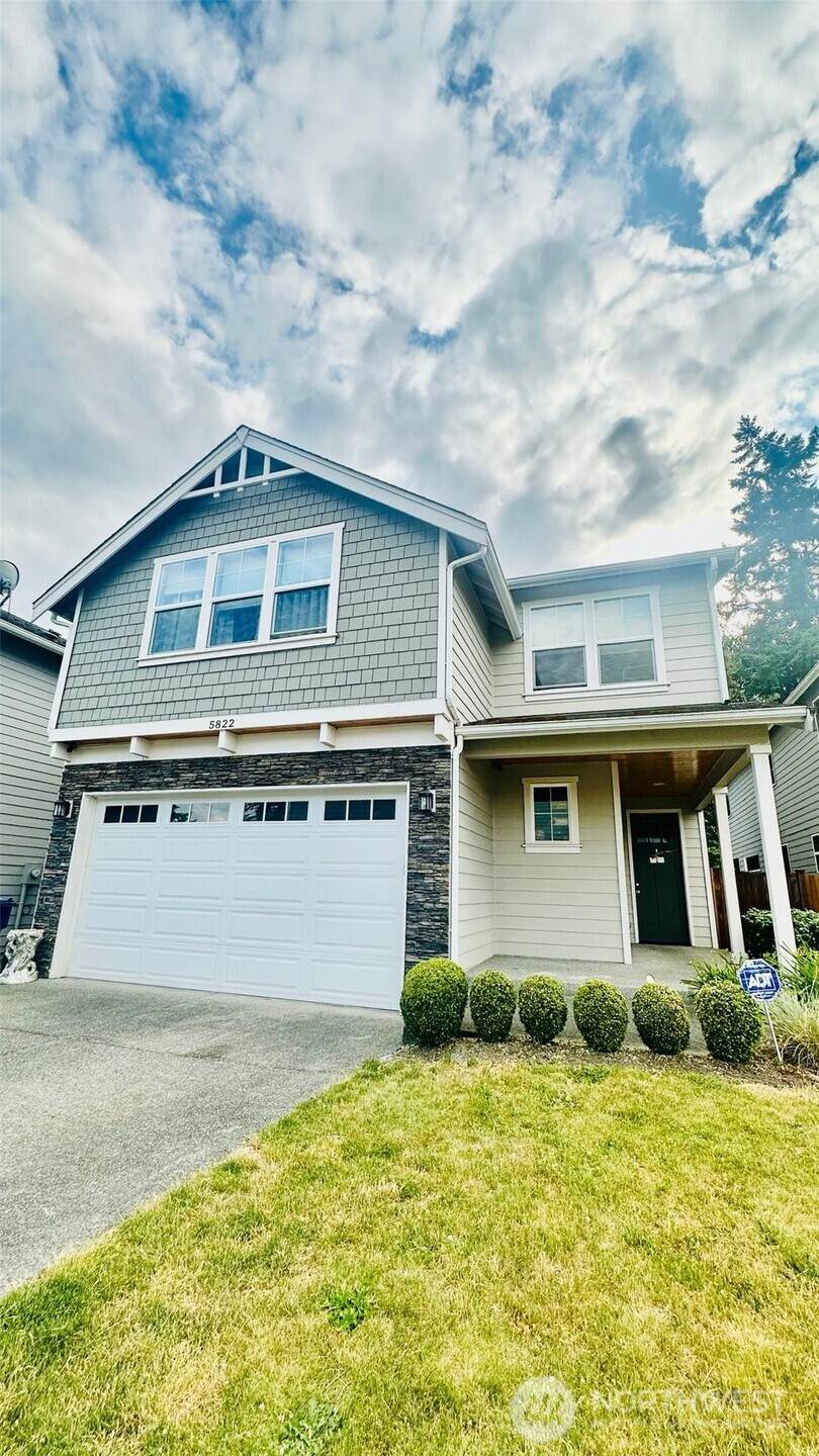 5822 82nd Place - Photo 1